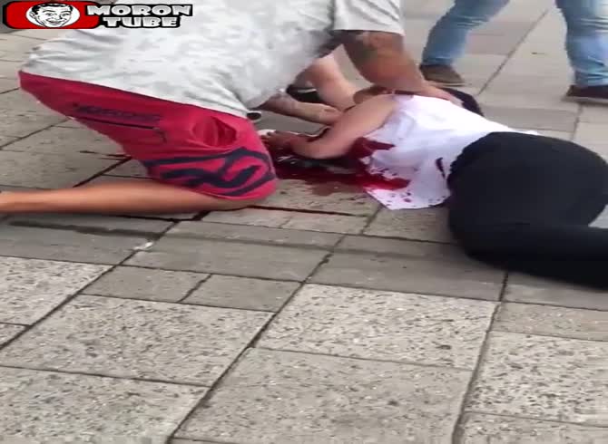 Video: Finland - two bystanders are fatally stabbed by an asylum seeker